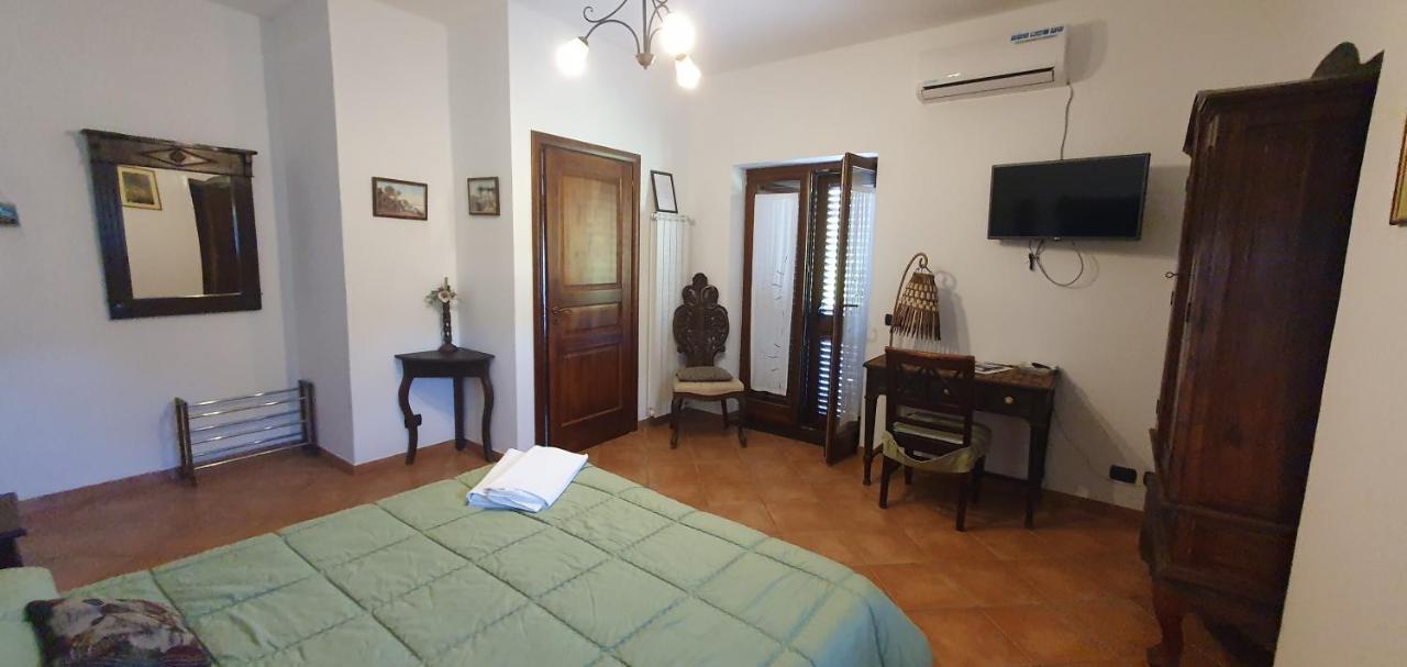 アジェーロラ La Cicogna Bed & Breakfast 部屋 写真