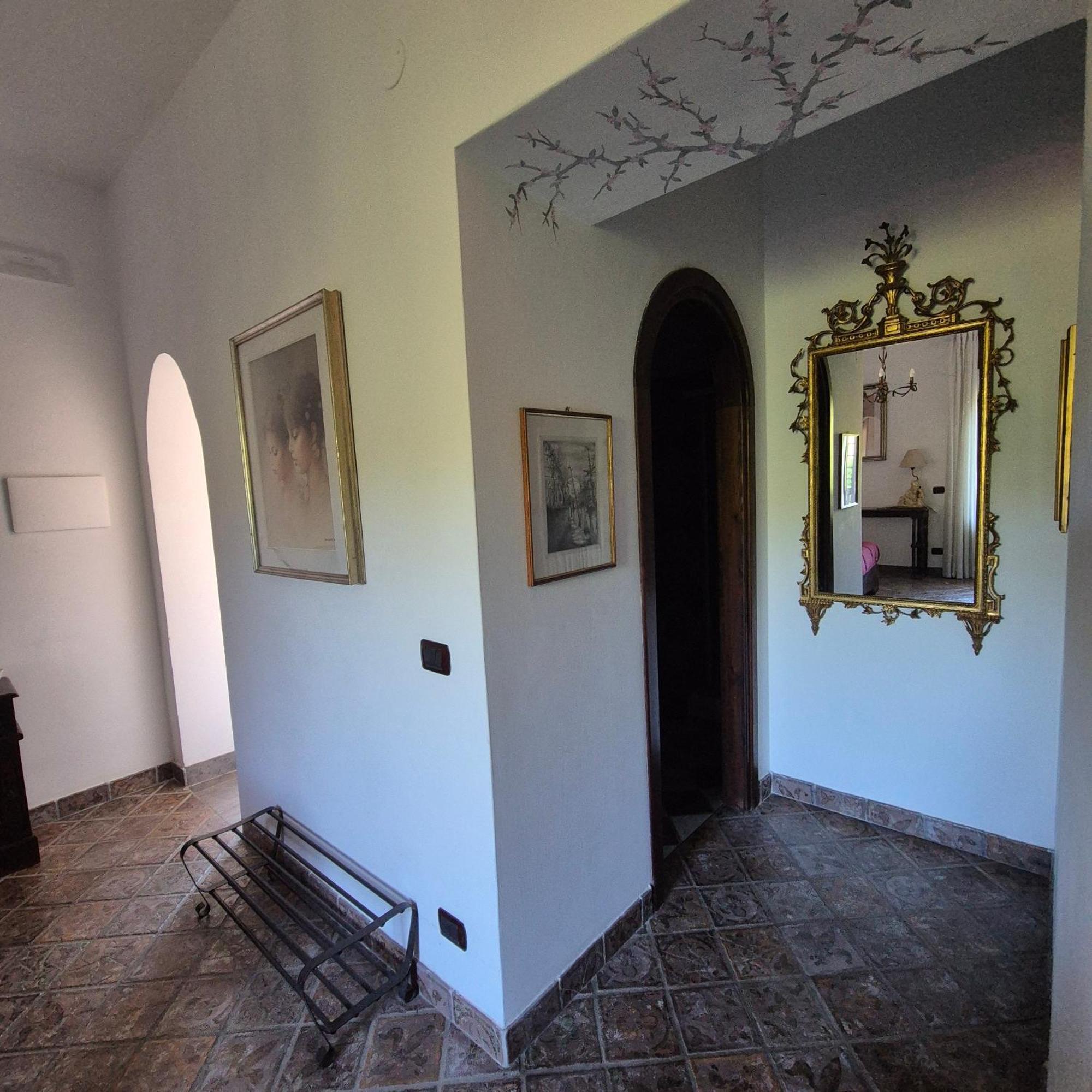 アジェーロラ La Cicogna Bed & Breakfast エクステリア 写真