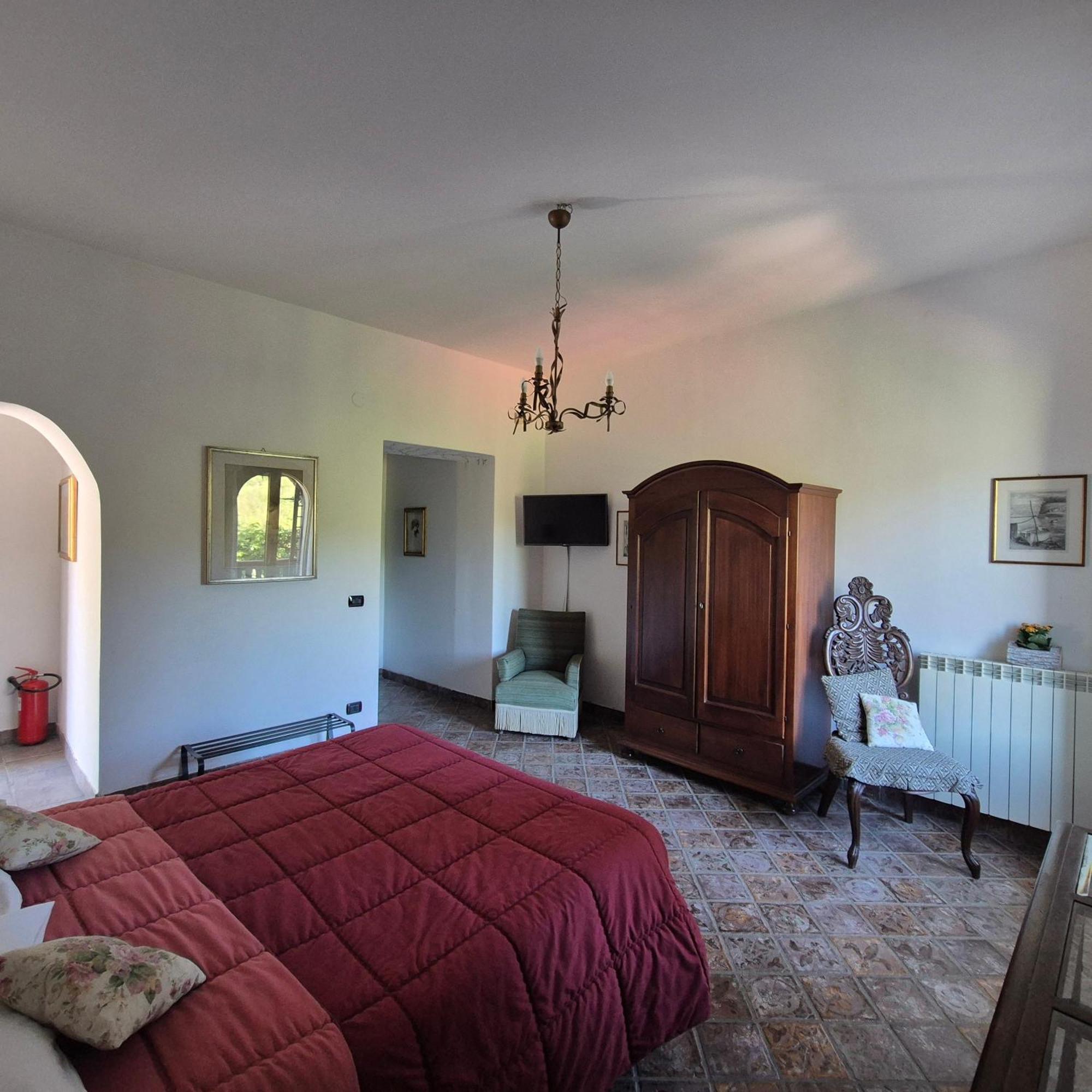 アジェーロラ La Cicogna Bed & Breakfast エクステリア 写真